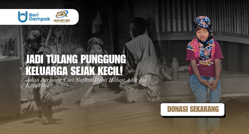 MIRIS! Anak Yatim ini Berjualan Pisang Demi Menafkhi Kakek dan Adiknya!!