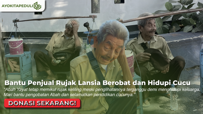 MATA CACAT KARNA DI PATUK AYAM!! Bantu Lansia Penjual Rujak Bertahan